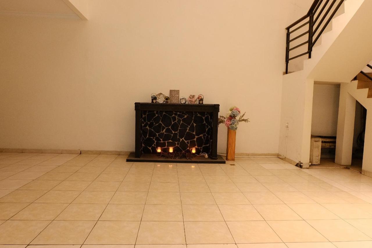 The Kirana Purnama Semarang Hotel Bagian luar foto