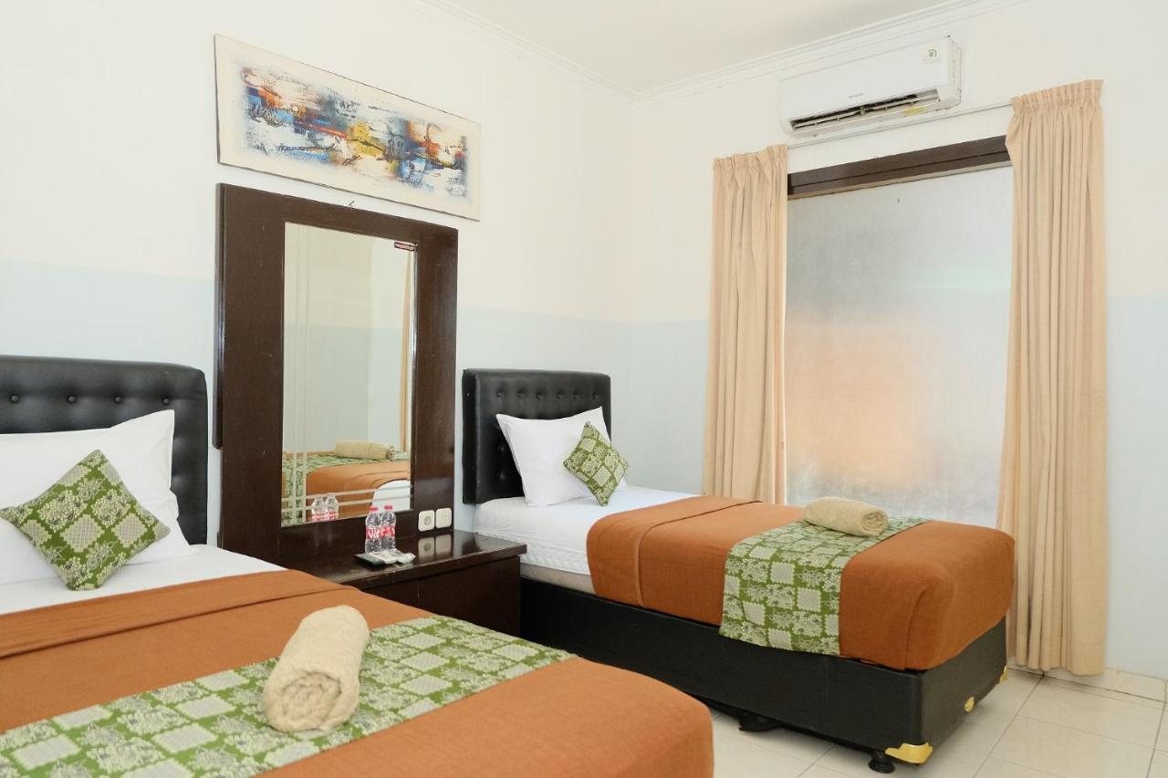 The Kirana Purnama Semarang Hotel Bagian luar foto